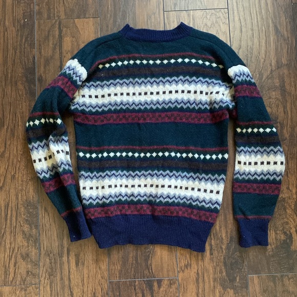 Multicolor Patterned Sweater - Picture 3 of 3
